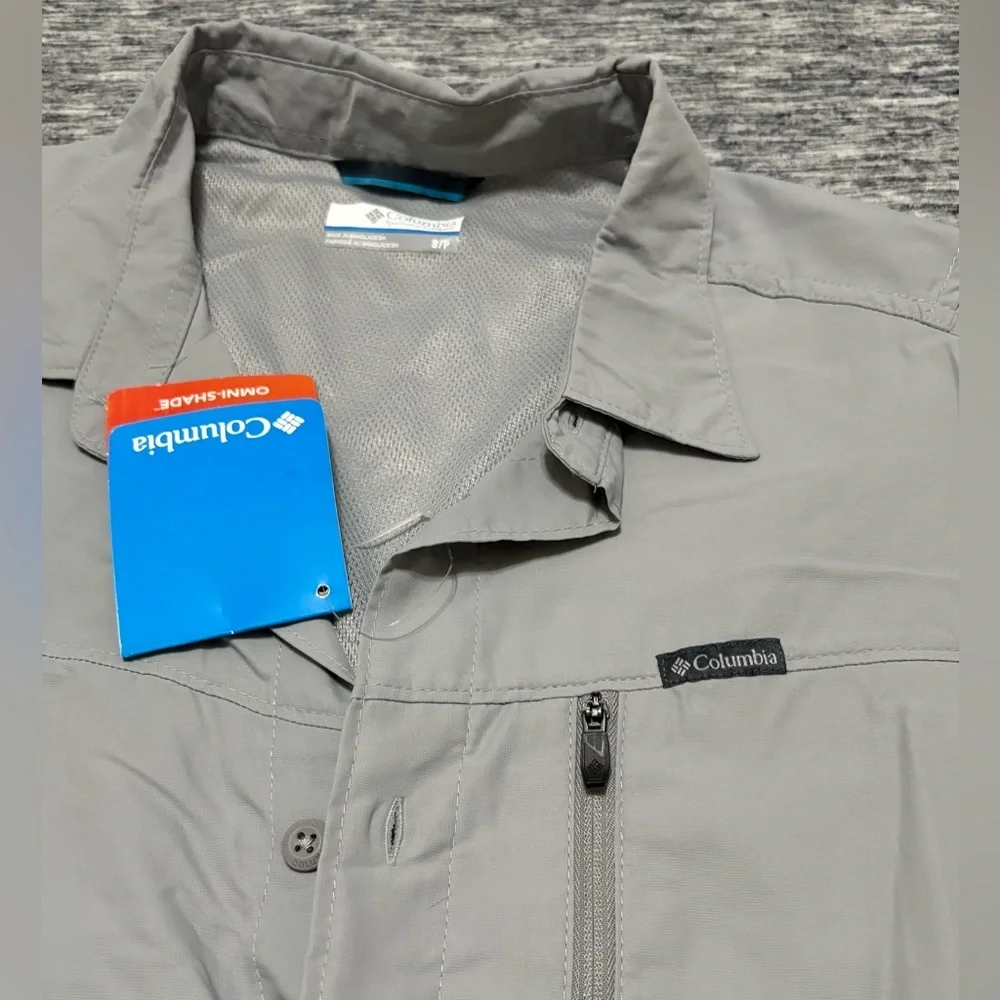 NWT Columbia Men’s Button Up Short Sleeve Size Small - Picture 2 of 5